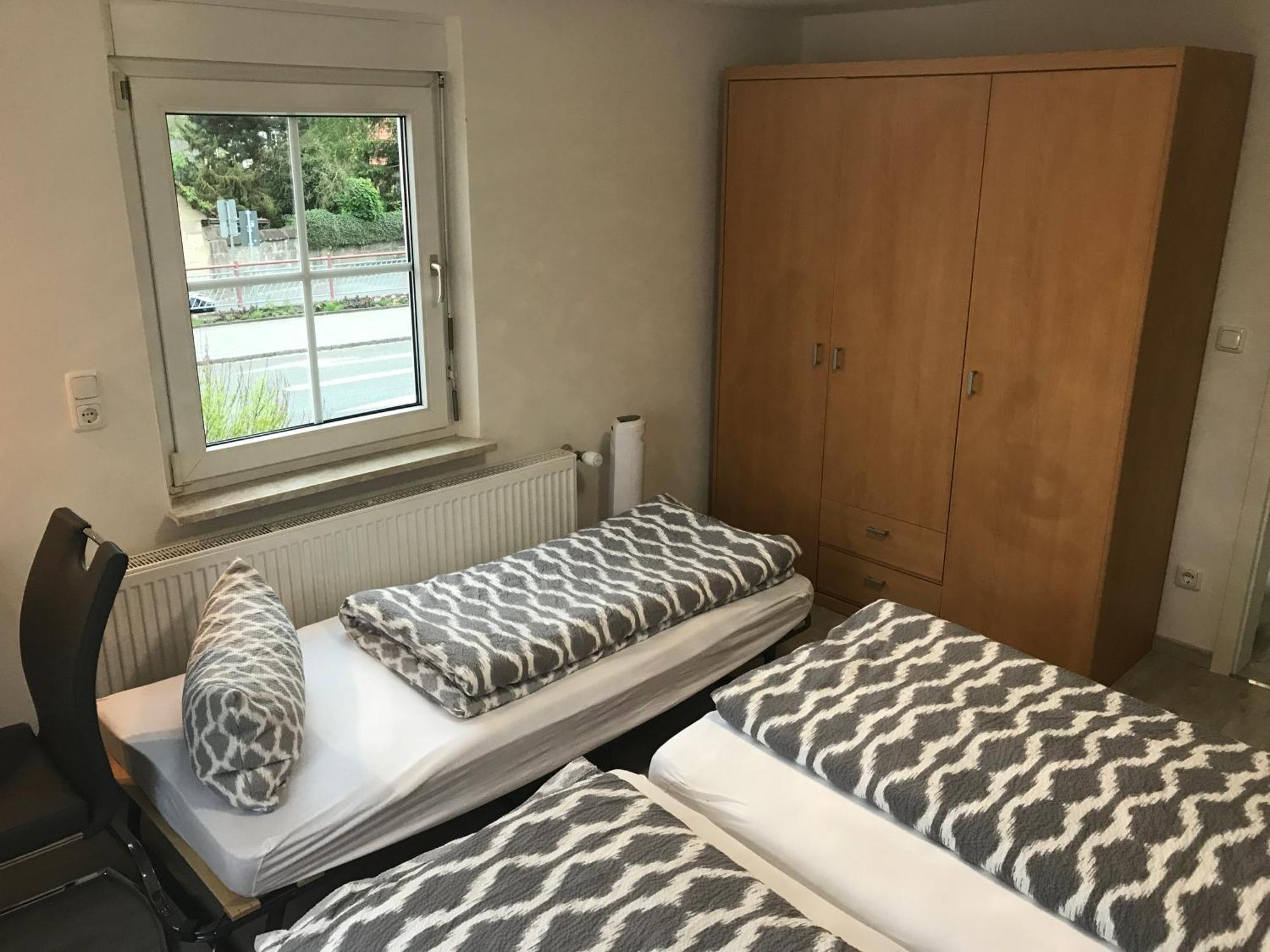 Wendlers Ferienwohnungen #1 #4 #5 #6 Behringersdorf Chambre photo