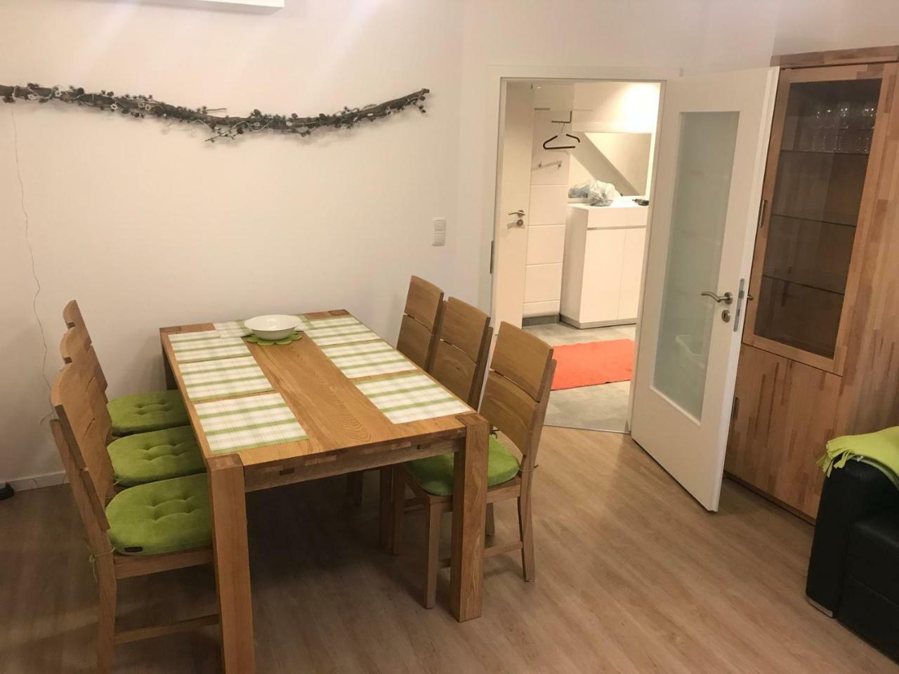Wendlers Ferienwohnungen #1 #4 #5 #6 Behringersdorf Chambre photo